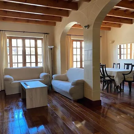 Agradable Casa En El Centro De San Luis *